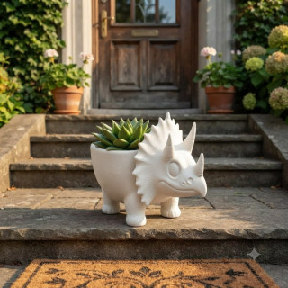 Dragon vase