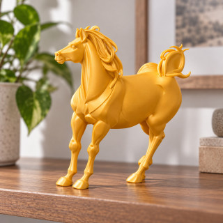 Cheval à la crinière au vent